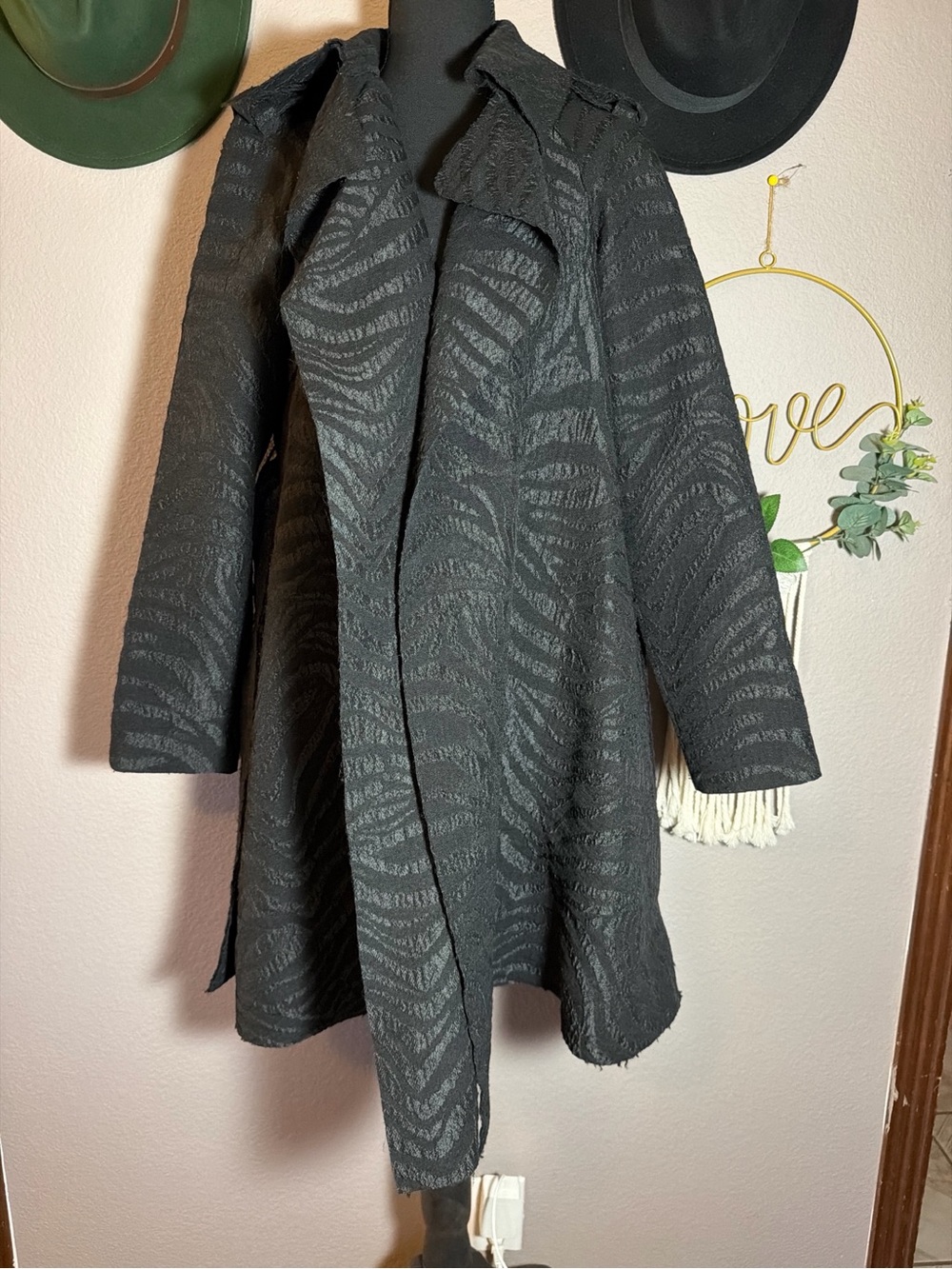 Lanvin H&M Black Textured Belted A-Line Trench Coat - Picture 2 of 8